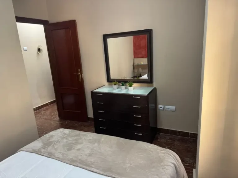 piso huelva 16